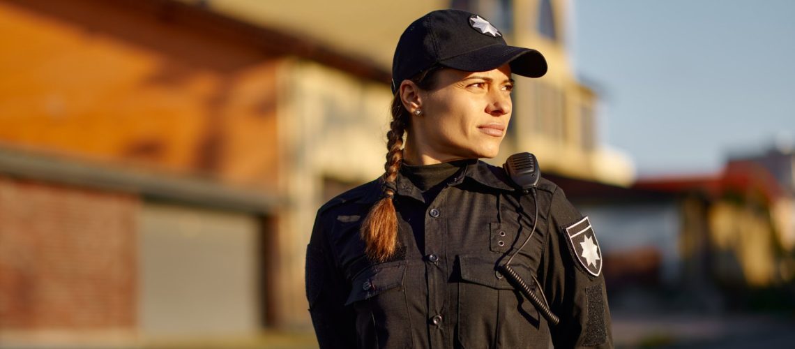Sólo un 14% de los vigilantes de seguridad privada en España son mujeres_6421f615831cb.jpeg